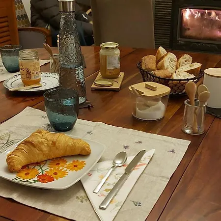 Alojamento de Acomodação e Pequeno-almoço Maella *
