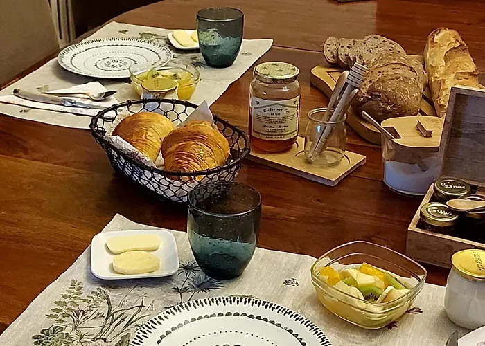 Maella En Normandie- Confort - Alojamento de Acomodação e Pequeno-almoço